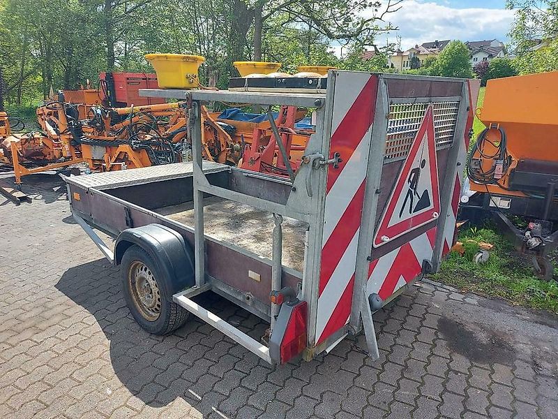 Sperrwand Sperrtafel Nissen Absperrtafel VZ616 Verkehrssicherung